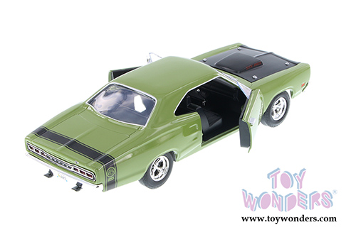 Showcasts Collectibles - Dodge Coronet Super Bee Hardtop (1969, 1/24 scale diecast model car, Asstd.) 73315/16D